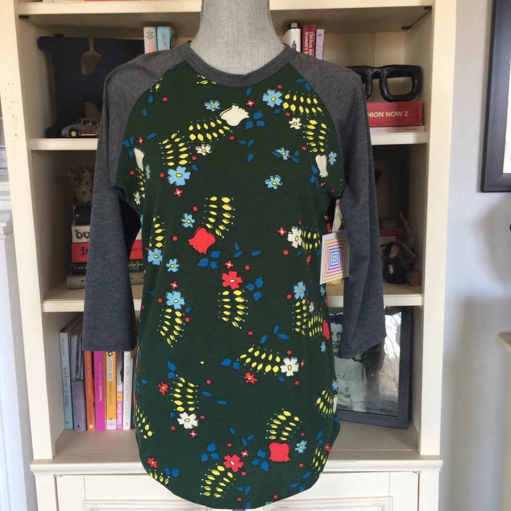 NWT LulaRoe Randy Shirt